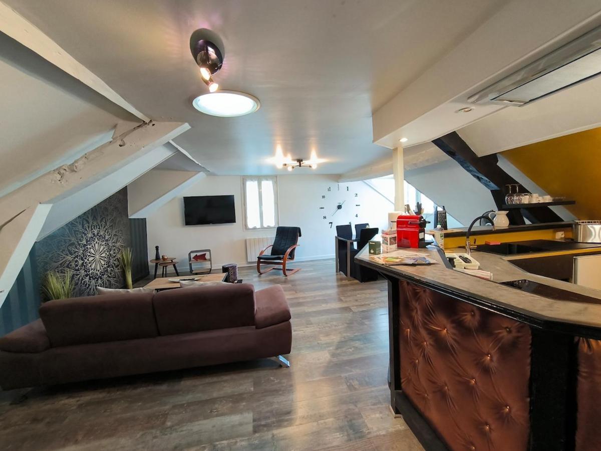 Appartement Centre Spacieux Quartier Anime *