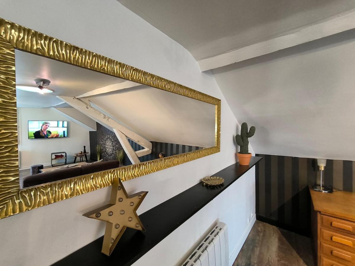 Appartement Centre Spacieux Quartier Anime