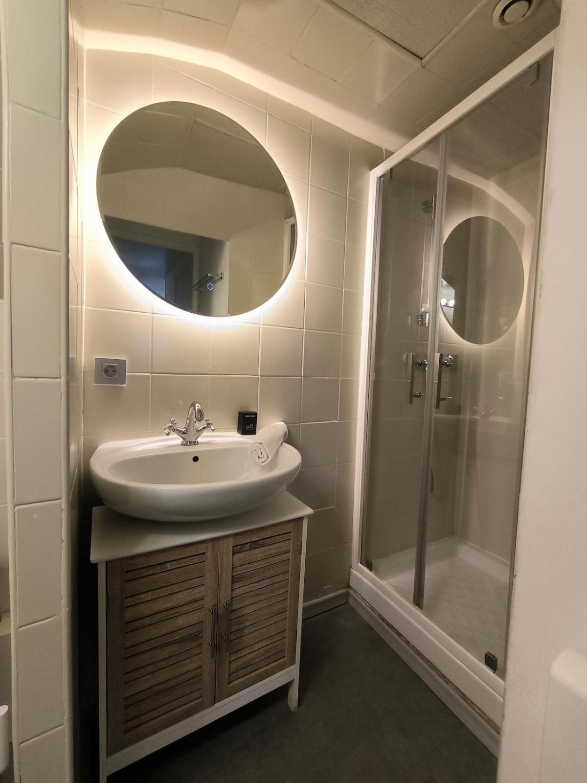 Appartement Centre Spacieux Quartier Anime Pau